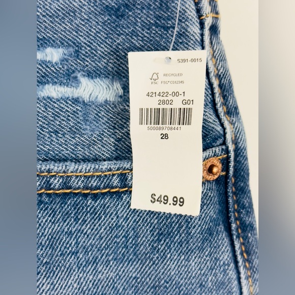 OLD NAVY Woman’s Plus Size 28 High Rise, Slouchy Taper Ankle Fit Jeans. . NWT - Picture 9 of 12